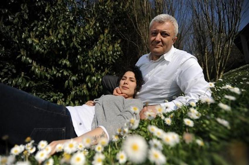 Tuncay Özkan ve kızı Nazlıcan Özkan