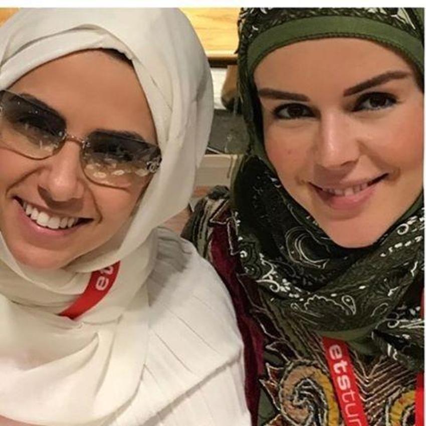 Maneviyata yönelen ünlüler