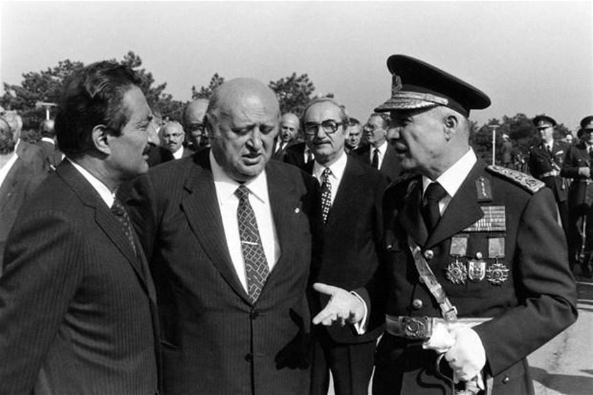 Siyasilerin bilinmeyen fotoğrafları