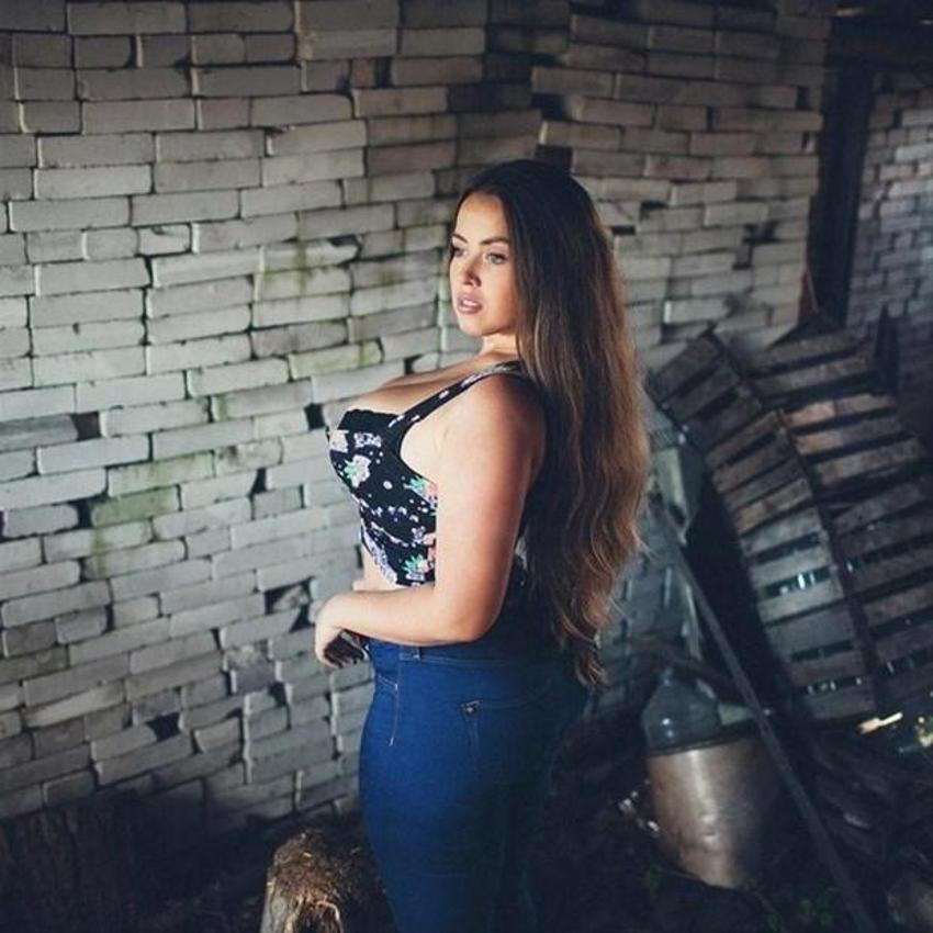 Viktoria Manas