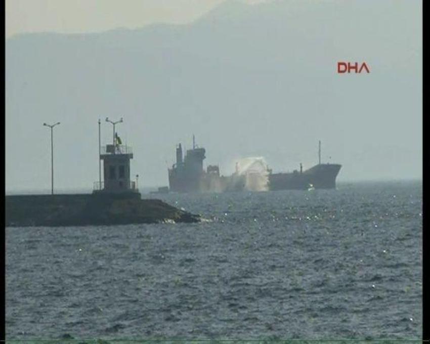 Pendik´te gemi yangını