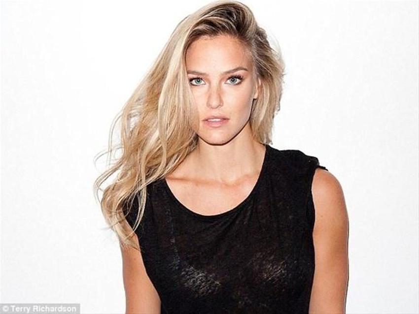 Bar Refaeli´yi soyamadı