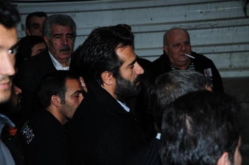 Adnan Şenses son yolculuğuna uğurlandı