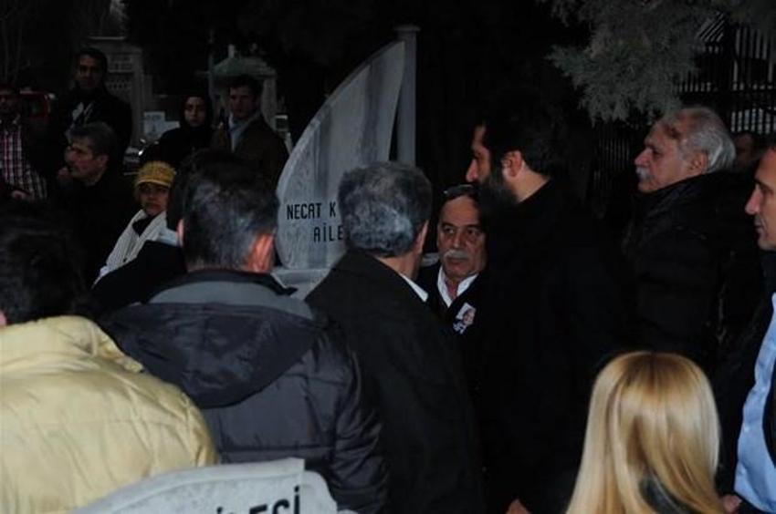 Adnan Şenses son yolculuğuna uğurlandı