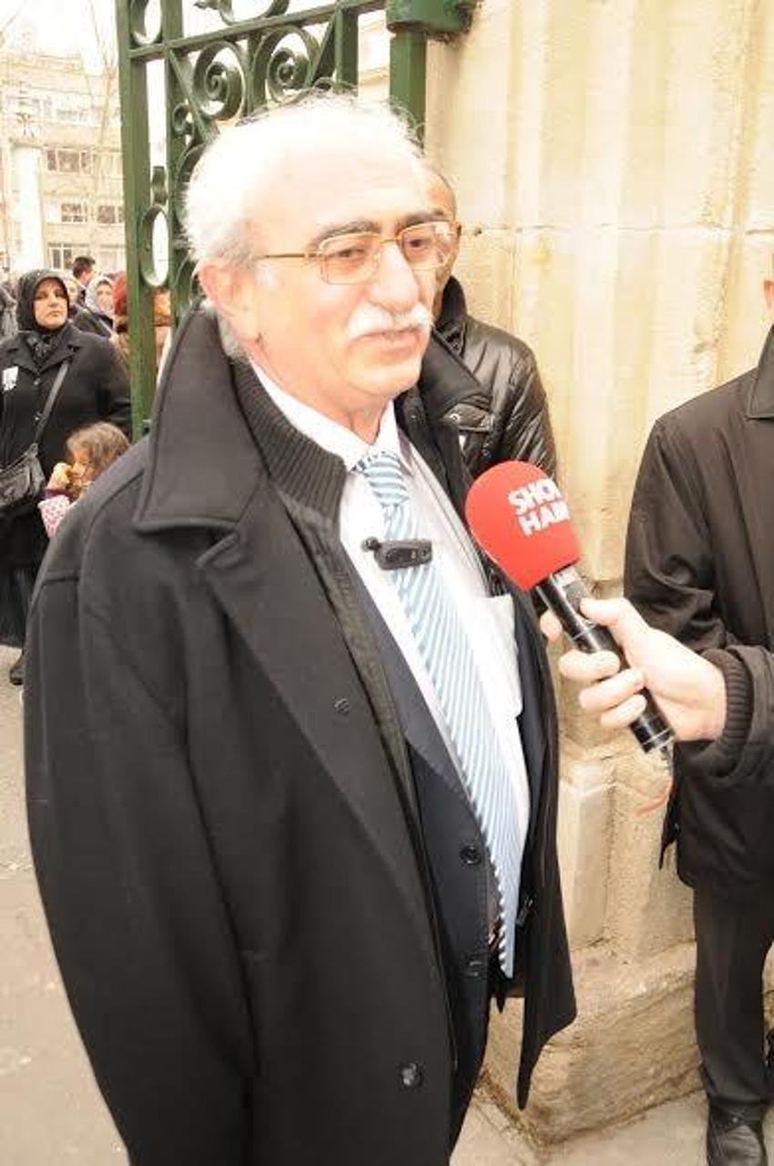 Adnan Şenses son yolculuğuna uğurlandı