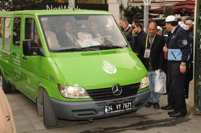 Adnan Şenses son yolculuğuna uğurlandı