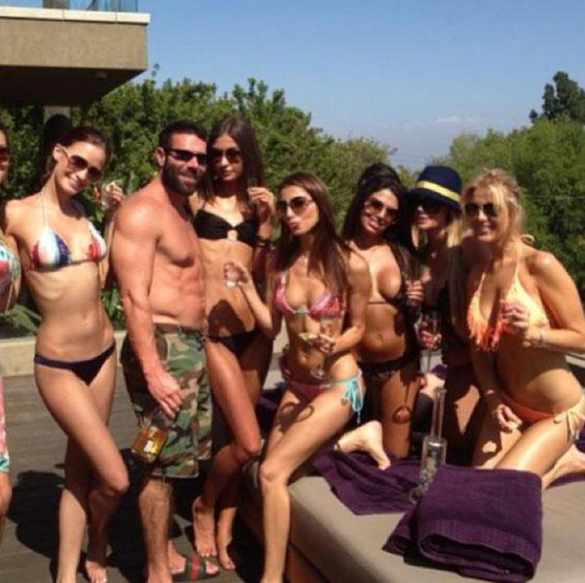 Instagram'ın fenomeni Dan Bilzerian
