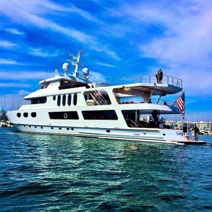 Instagram'ın fenomeni Dan Bilzerian