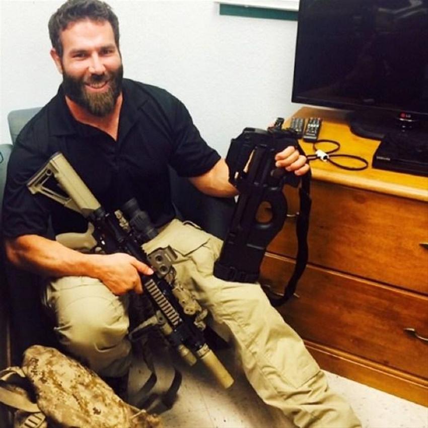 Instagram'ın fenomeni Dan Bilzerian