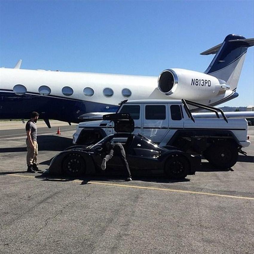 Instagram'ın fenomeni Dan Bilzerian