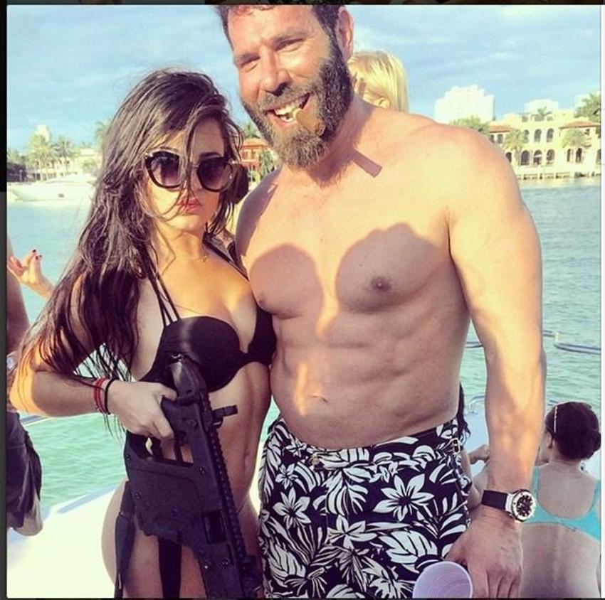 Instagram'ın fenomeni Dan Bilzerian