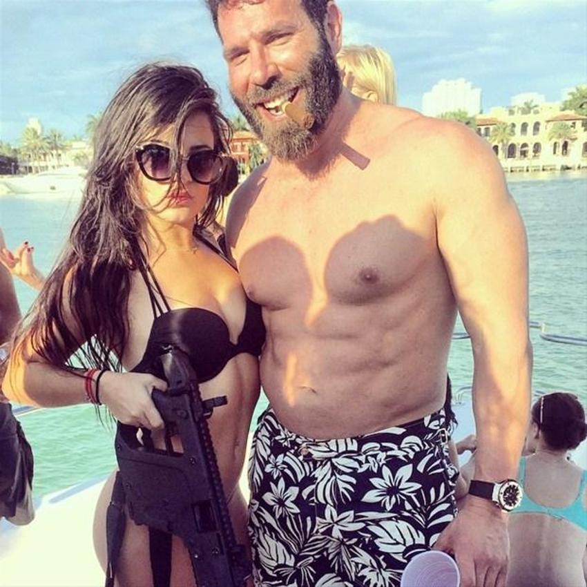 Instagram'ın fenomeni Dan Bilzerian