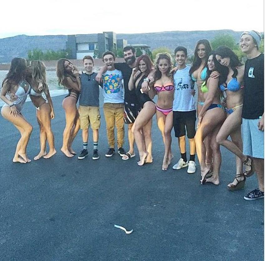 Instagram'ın fenomeni Dan Bilzerian