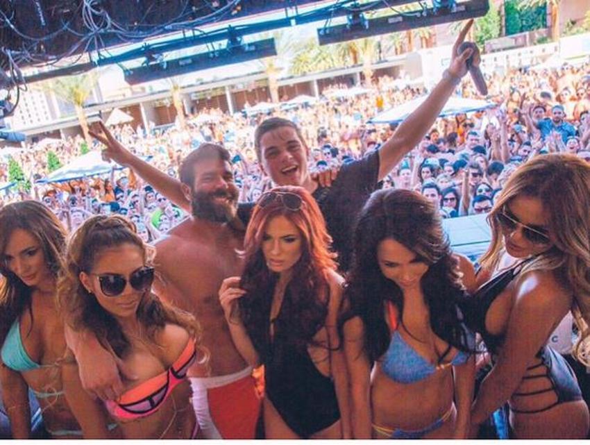 Instagram'ın fenomeni Dan Bilzerian