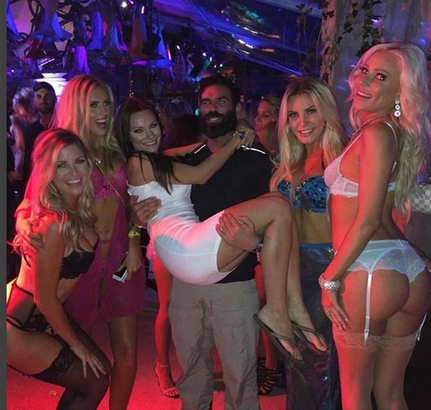 Instagram'ın fenomeni Dan Bilzerian