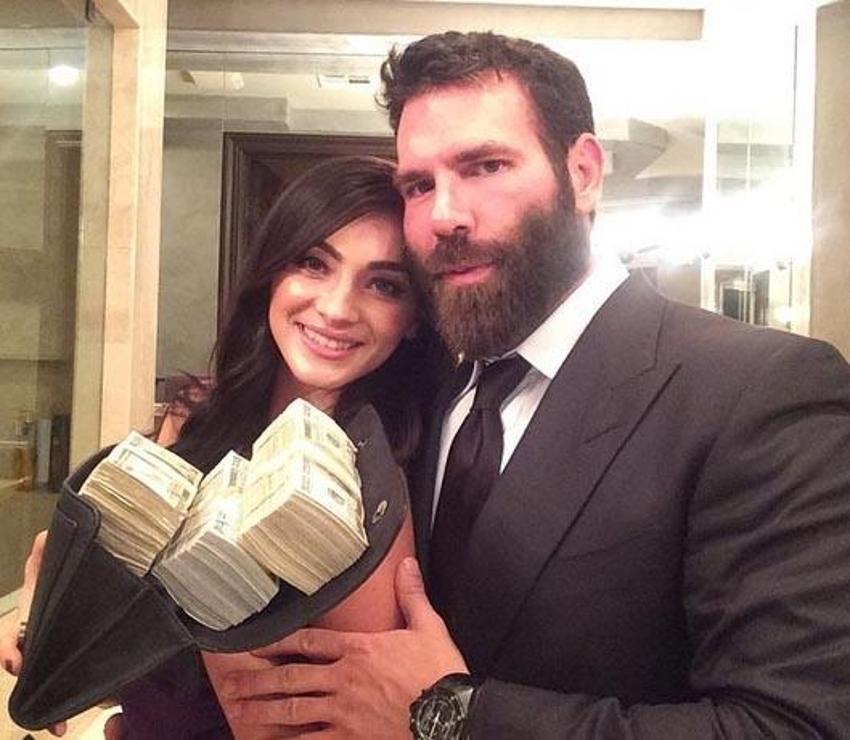 Instagram'ın fenomeni Dan Bilzerian