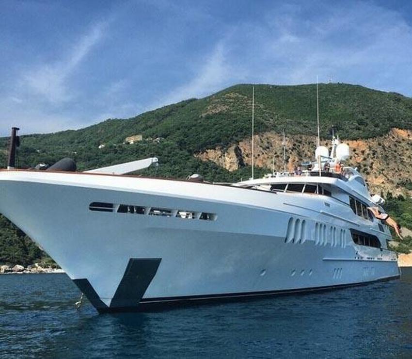 Instagram'ın fenomeni Dan Bilzerian