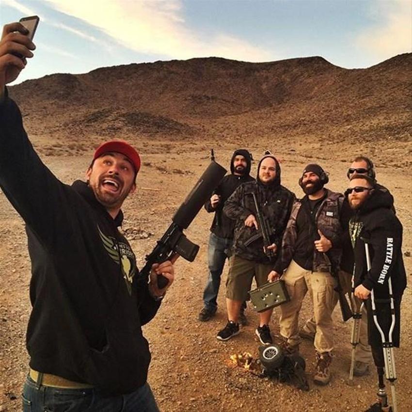 Instagram'ın fenomeni Dan Bilzerian