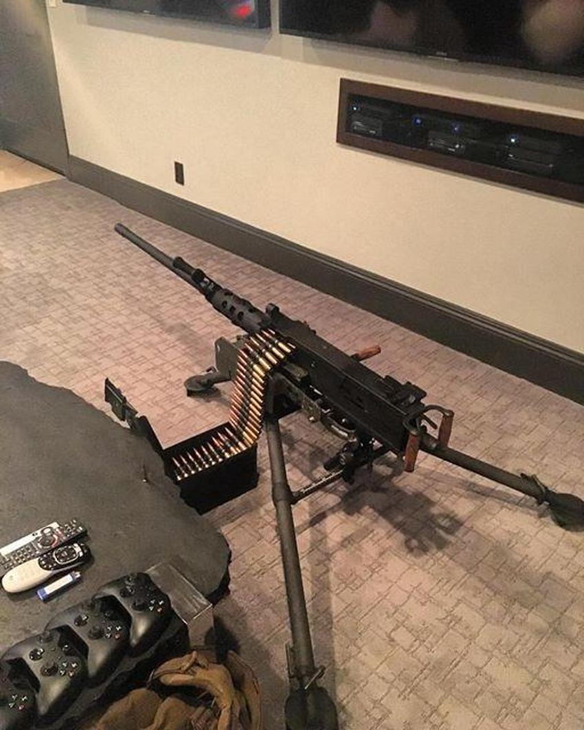 Instagram'ın fenomeni Dan Bilzerian