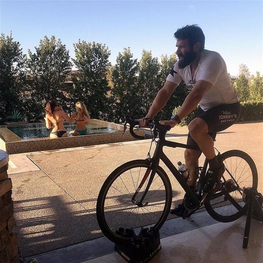 Instagram'ın fenomeni Dan Bilzerian