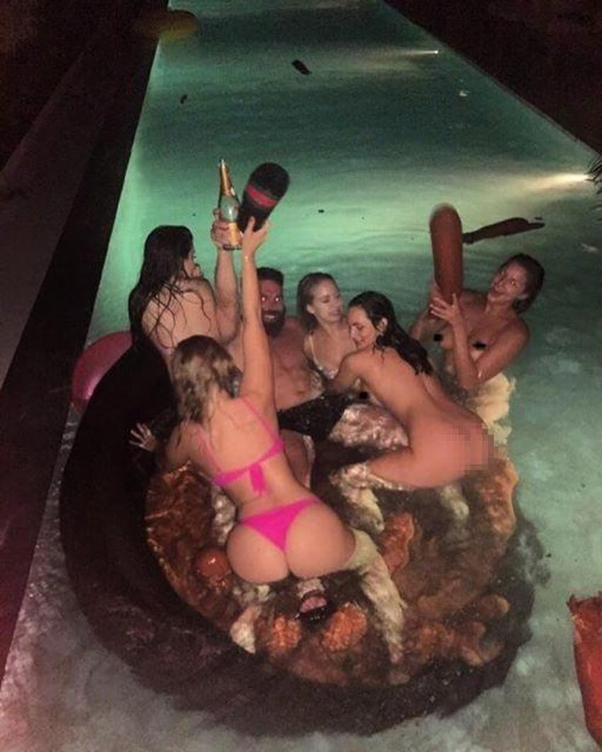 Instagram'ın fenomeni Dan Bilzerian