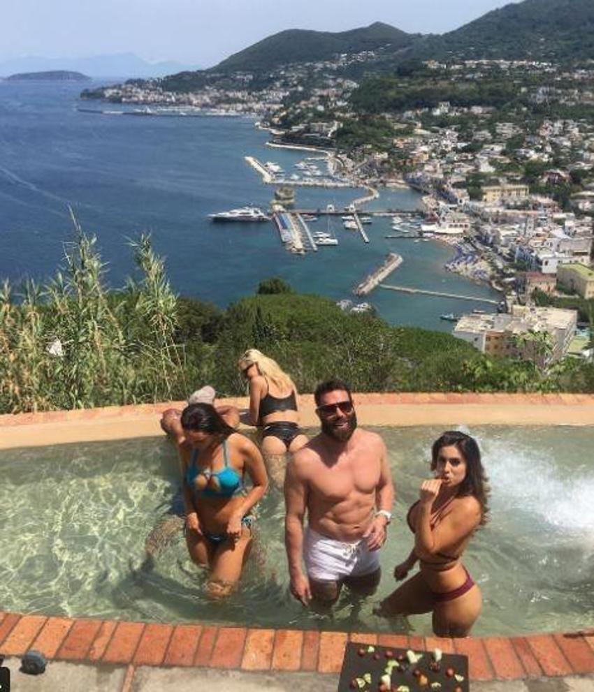 Instagram'ın fenomeni Dan Bilzerian