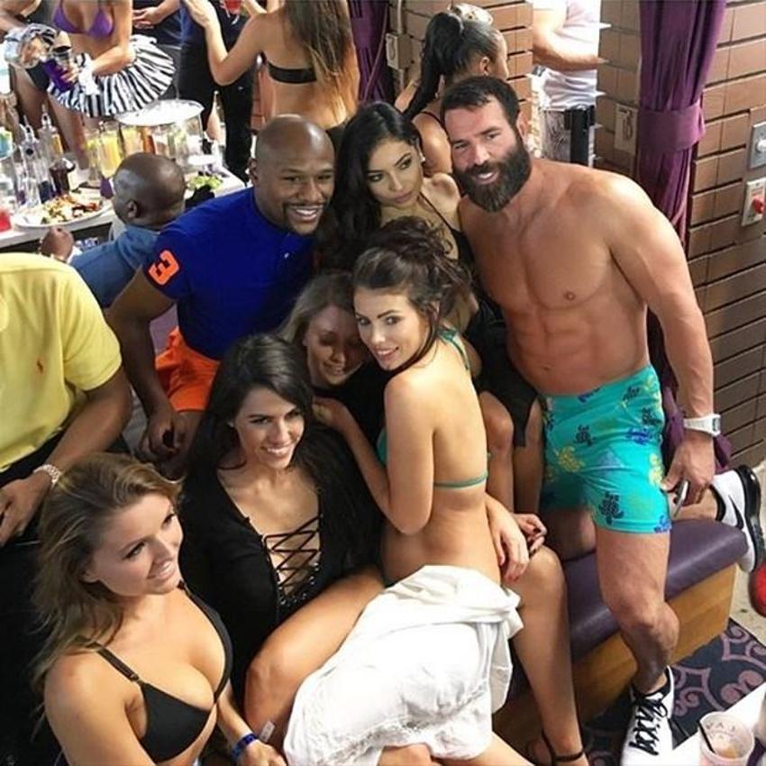 Instagram'ın fenomeni Dan Bilzerian