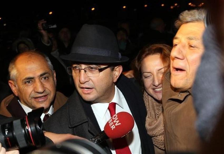 Mustafa Balbay tahliye edildi