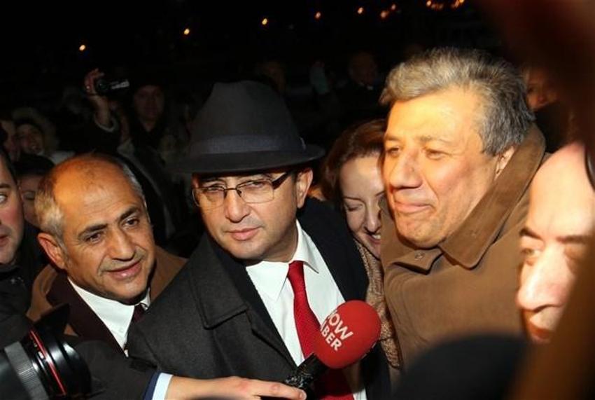Mustafa Balbay tahliye edildi