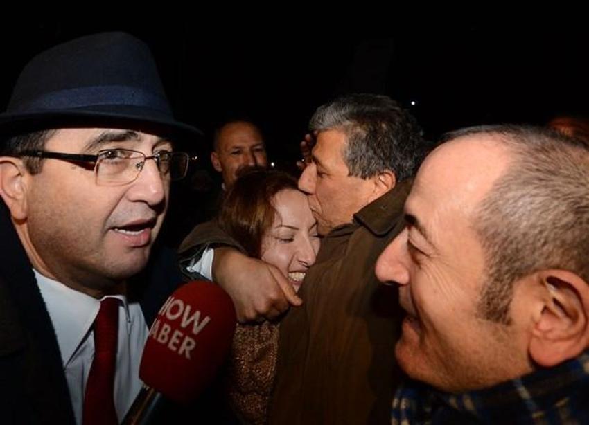 Mustafa Balbay tahliye edildi