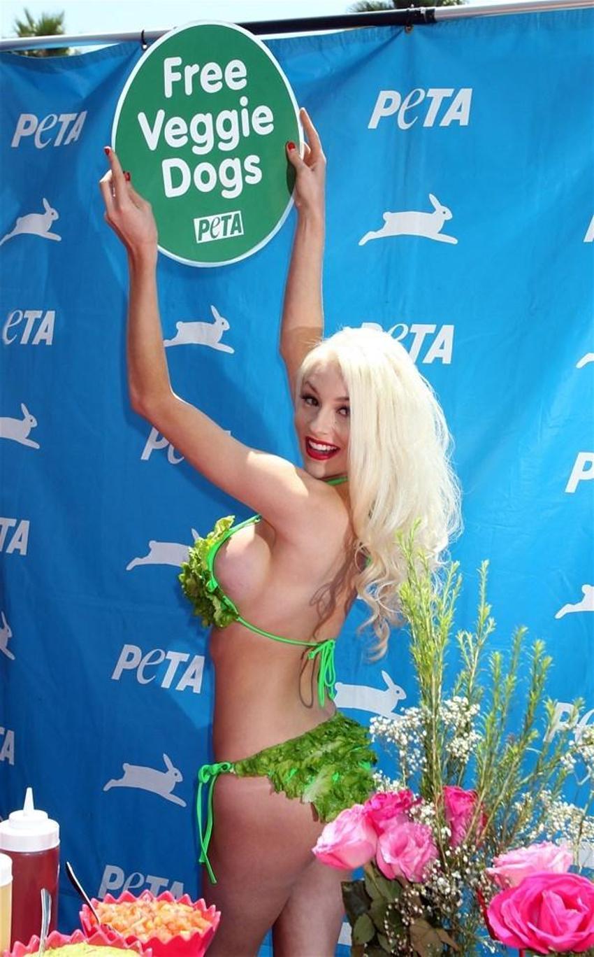Courtney Stodden olgun erkekleri seviyor!