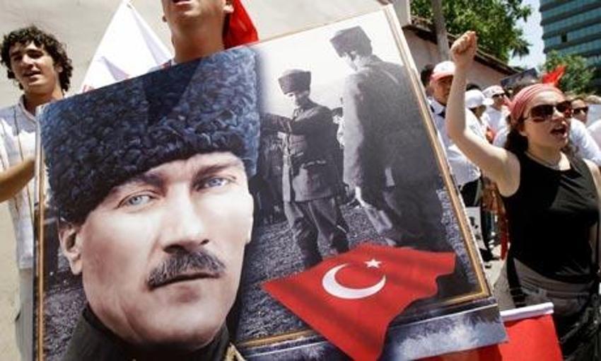 Aytunç Altındal´dan 10 teori