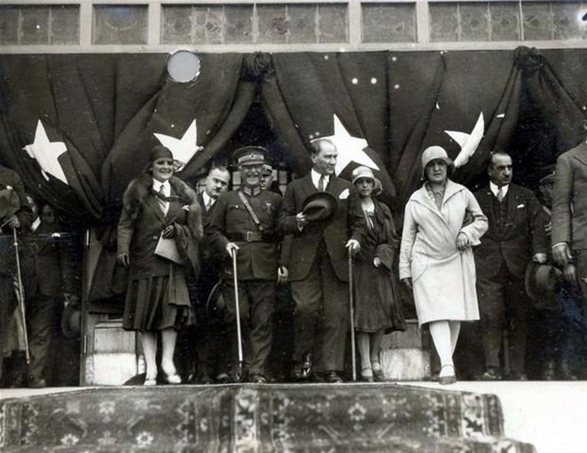 Atatürk´ün arşivlerden çıkan son fotoğrafları