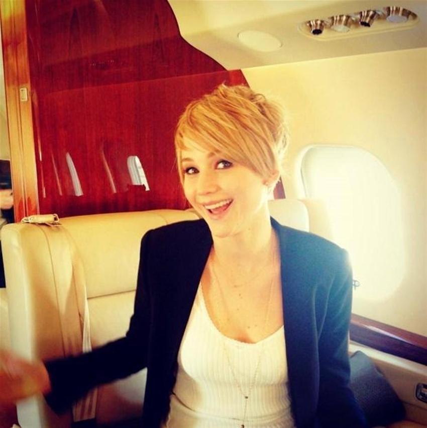 Jennifer Lawrence saçlarını kestirdi