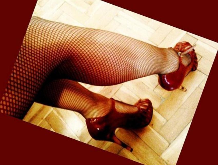 Karolin Fişekçi: ´Dünyanın en seksi ressamı´