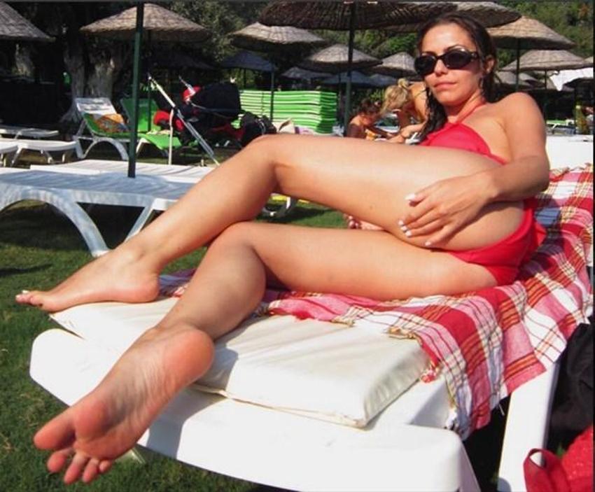 Karolin Fişekçi: ´Dünyanın en seksi ressamı´
