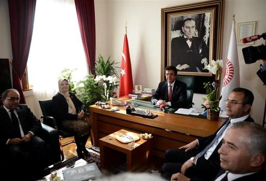 Türbanlı vekil TBMM´de