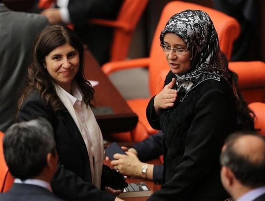 Türbanlı vekil TBMM´de