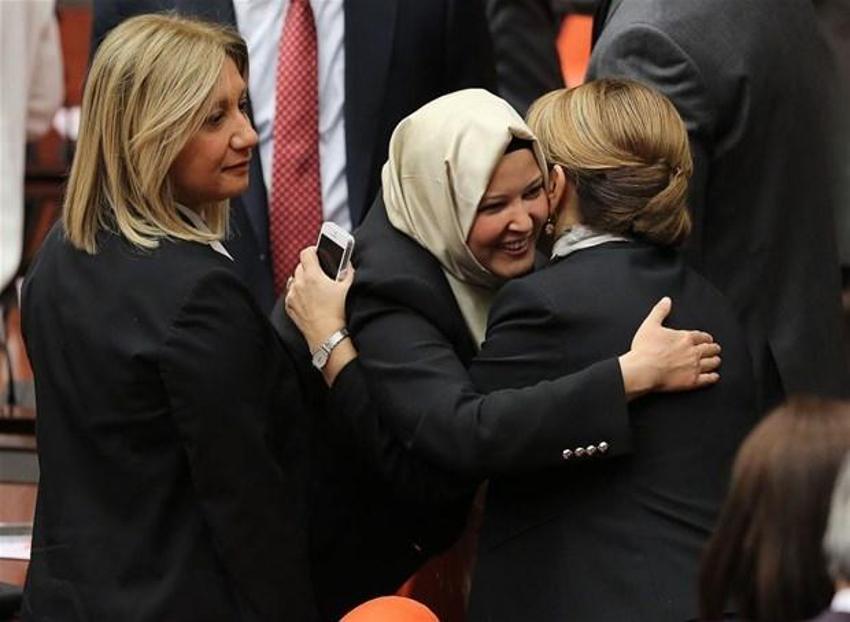 Türbanlı vekil TBMM´de