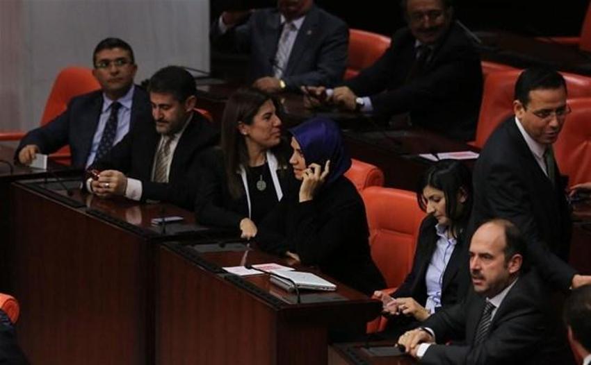 Türbanlı vekil TBMM´de