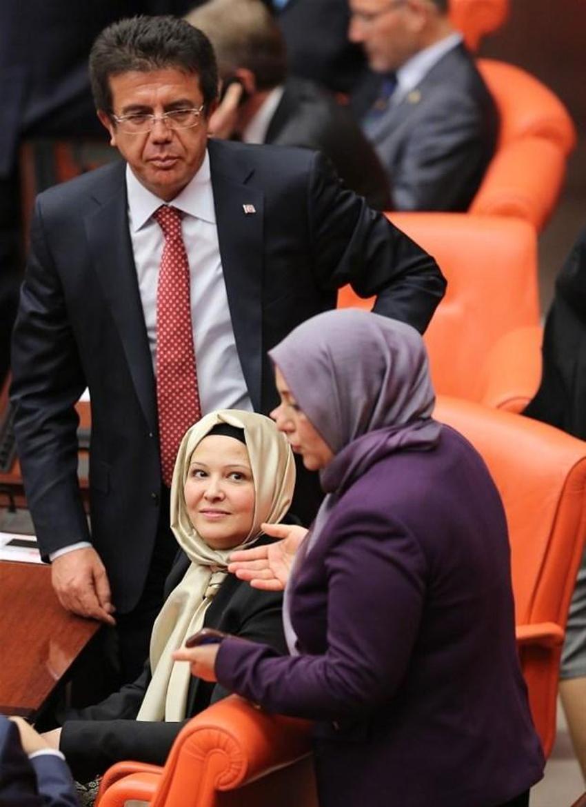 Türbanlı vekil TBMM´de