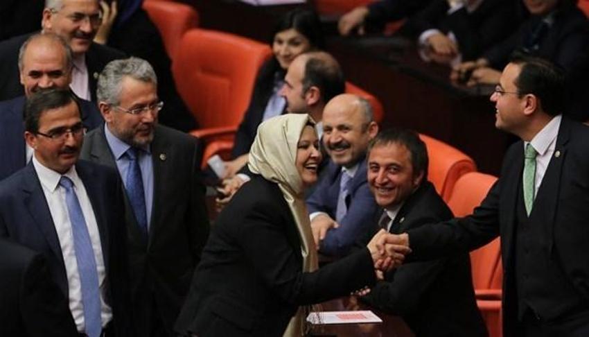 Türbanlı vekil TBMM´de