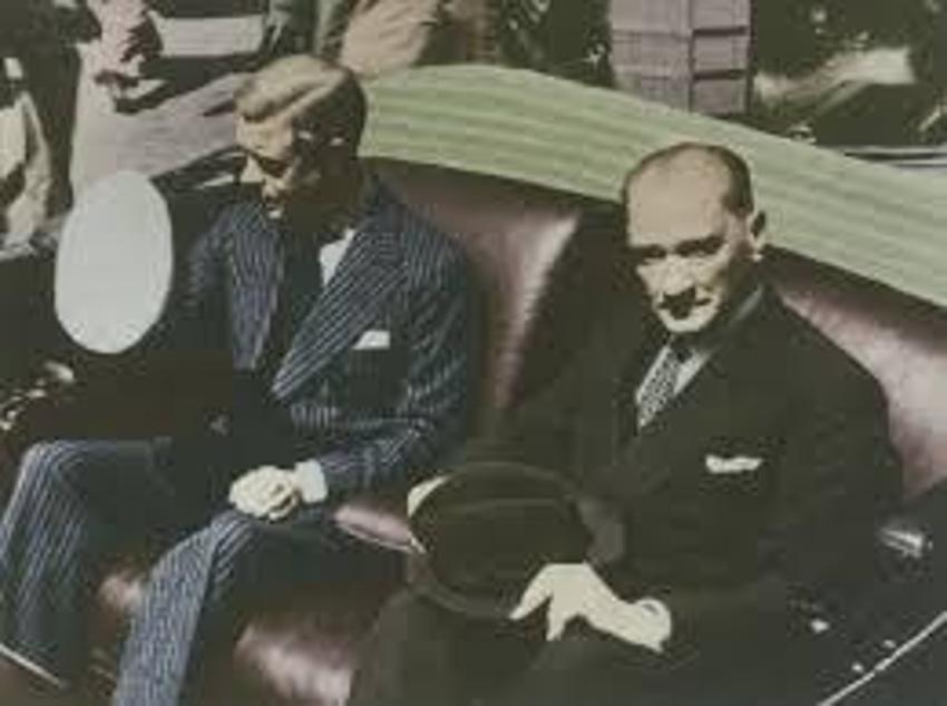 Fotoğraflarla Atatürk