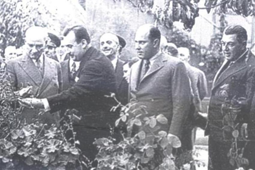 Fotoğraflarla Atatürk