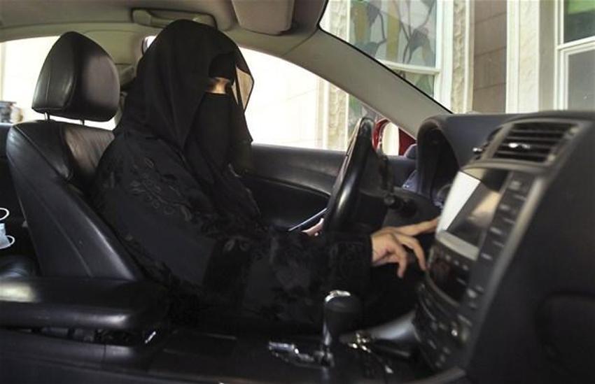 Suudi kadınlar, araba sürme yasağına karşı eylem yapamadı