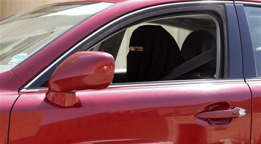 Suudi kadınlar, araba sürme yasağına karşı eylem yapamadı