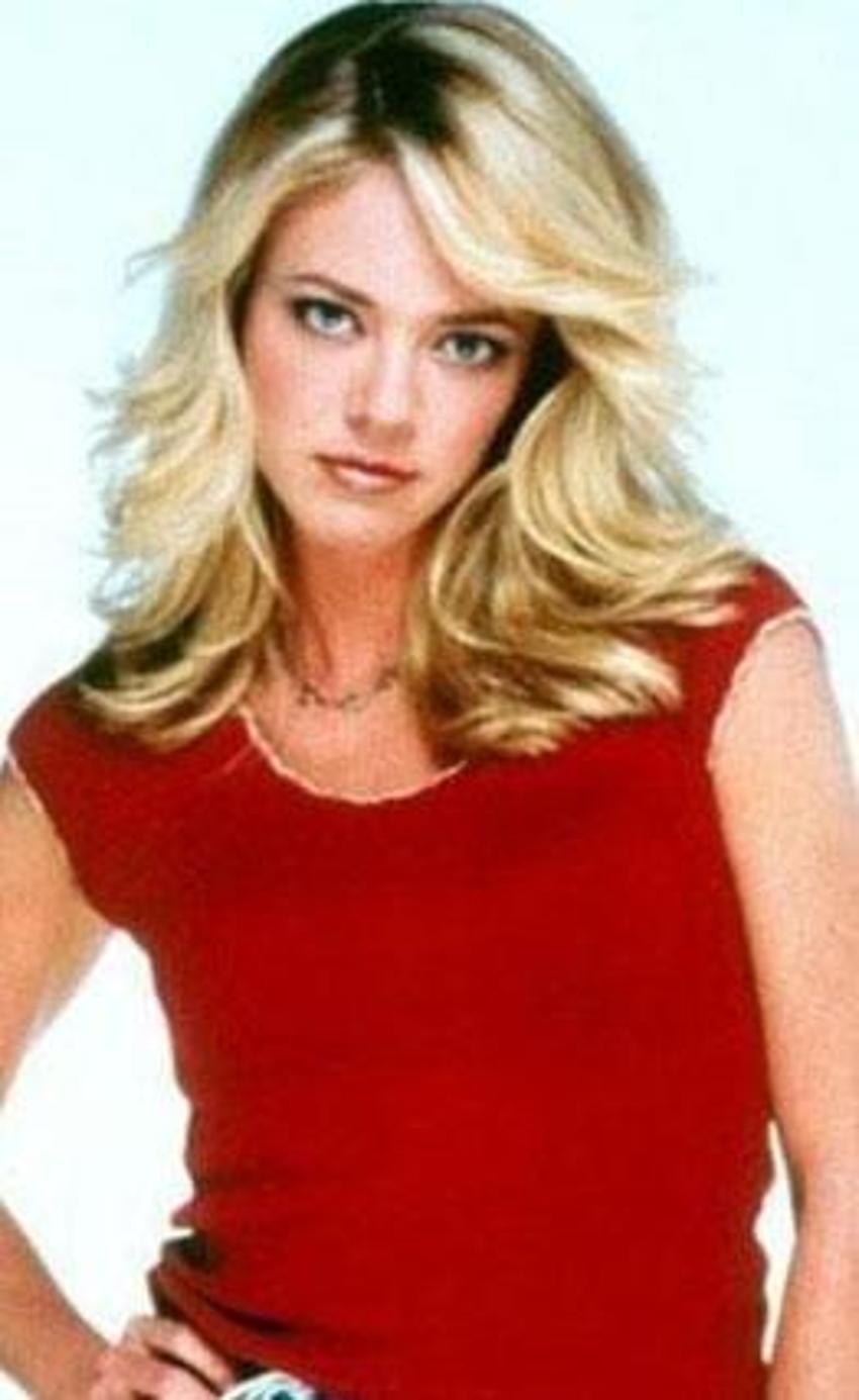 Lisa Robin Kelly