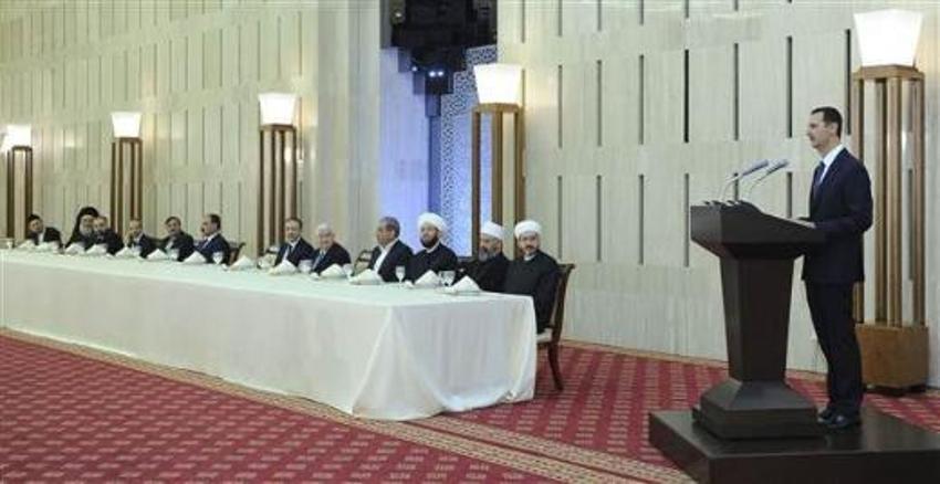 Esma Esad iftarlık dağıttı