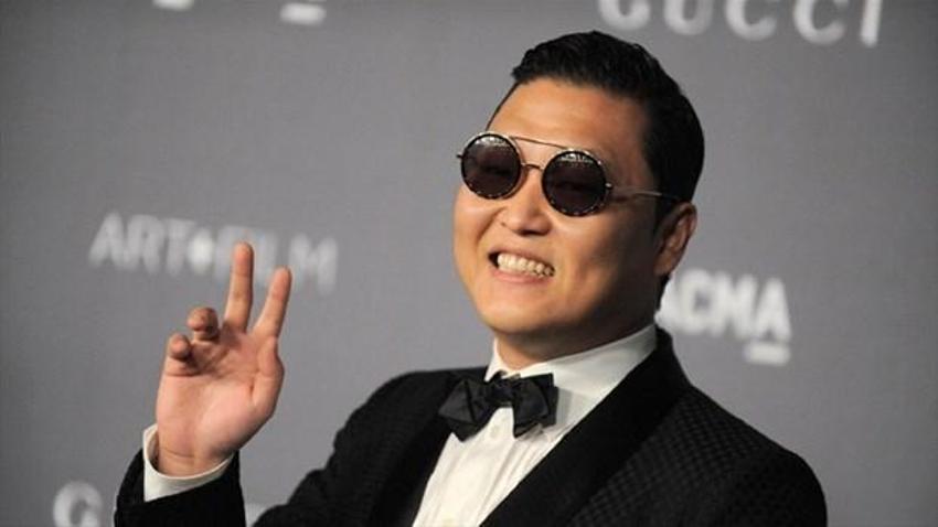 PSY hayranlarını şaşırttı