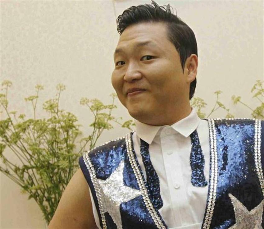 PSY hayranlarını şaşırttı